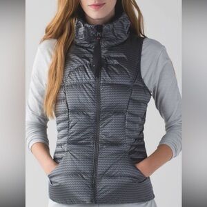 EUC * RARE* Lululemon Fluffin' Awesome Vest (US 8)